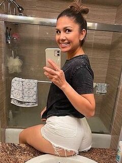 Lola Cheeks